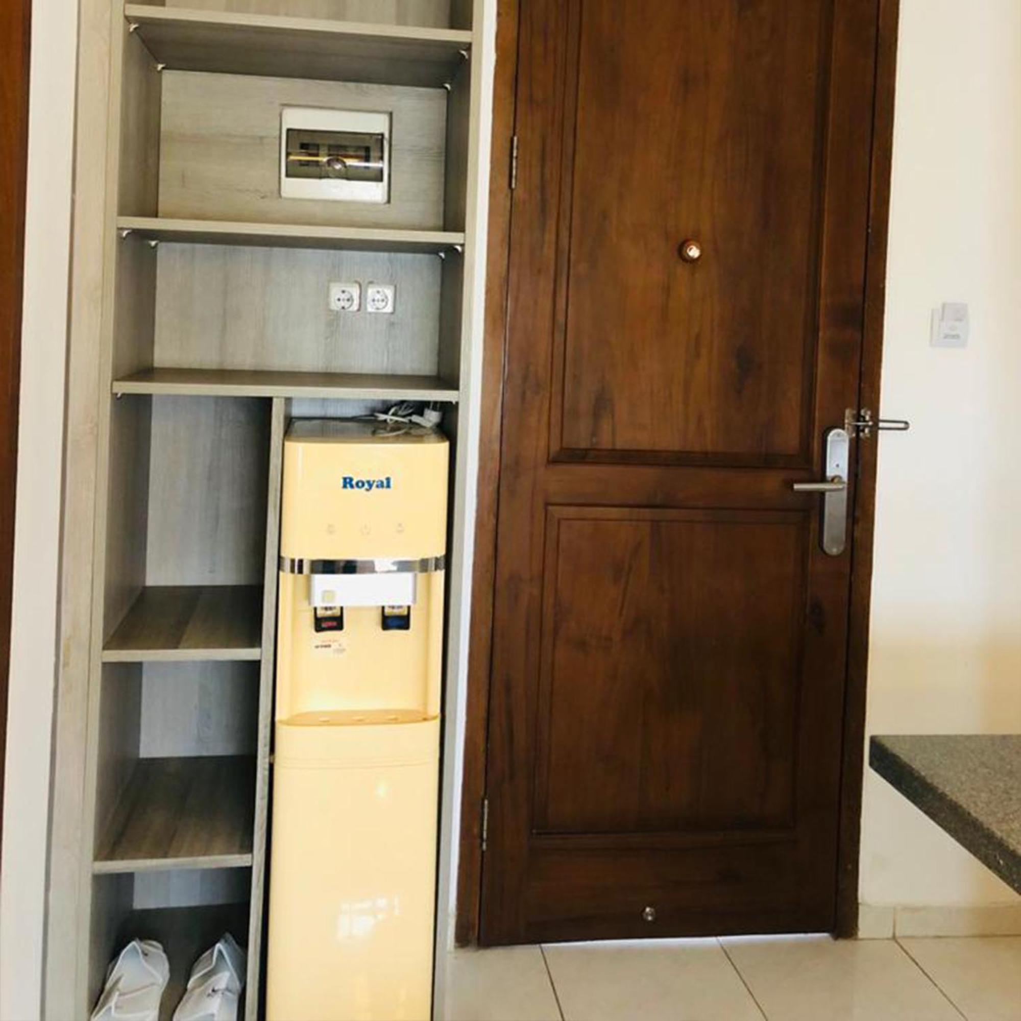 Bening Boutique Hotel Managed By Salak Hospitality Bekasi Exterior foto